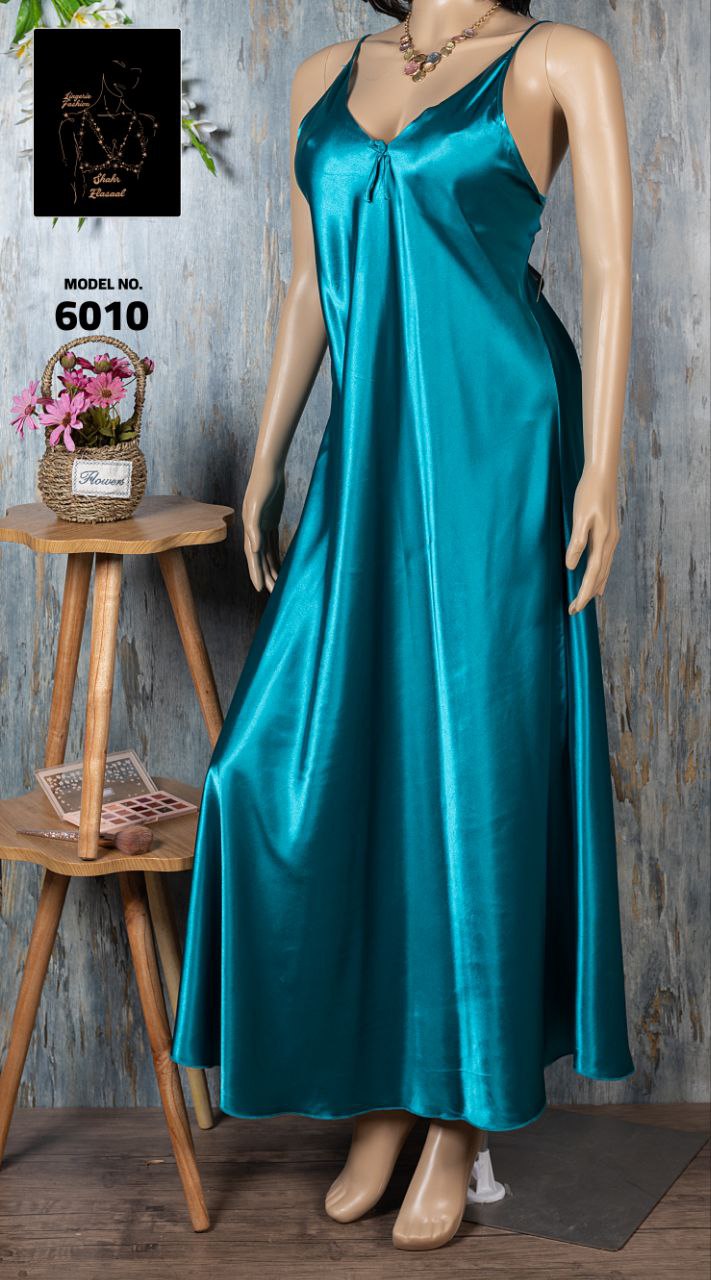 blue dress